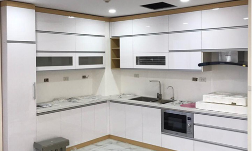 Dự án lắp đặt bếp từ, hút mùi, chậu vòi cho chị Linh ở Hà Nội